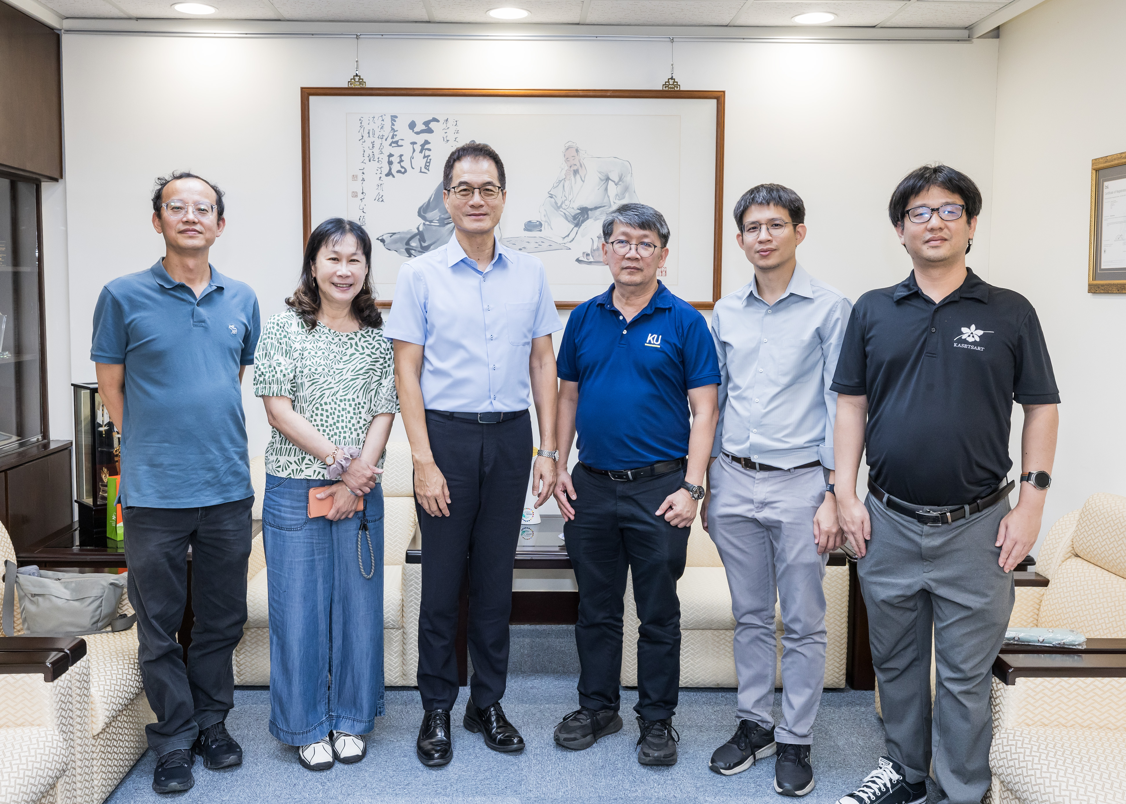 接待泰國農業大學（曼谷校區）資訊系系主任Somchoke Ruengittinun副教授等人來訪